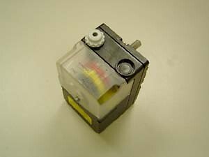 SERVOMOTEUR  STA3  B1  37/6  +  FEUILLET  -  De  Dietrich-Chappee  -  ref  200001951