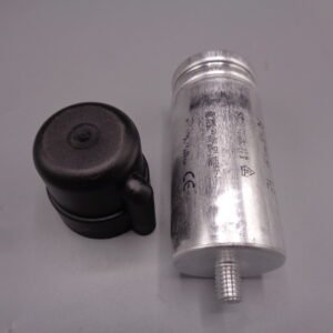 CONDENSATEUR  ATB  12mF-420V-470V  -  De  Dietrich-Chappee  -  ref  97951056