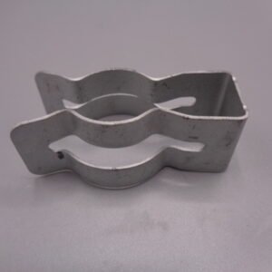 CLIP  DE  FIXATION  TUBE  DEPART  -  De  Dietrich-Chappee  -  ref  JJD005113650