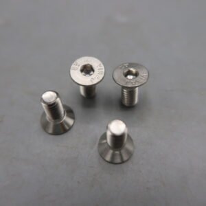 VIS  DIN  7991  INOX  M6X20  -  De  Dietrich-Chappee  -  ref  7774089